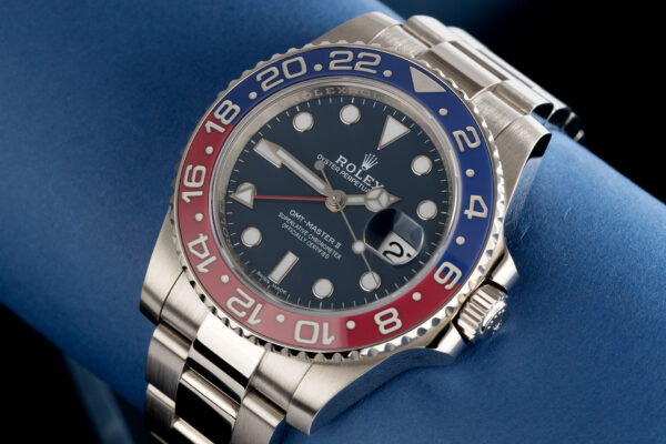 Rolex GMT-MASTER II  Oyster, 40 mm, white gold  M126719BLRO-0003