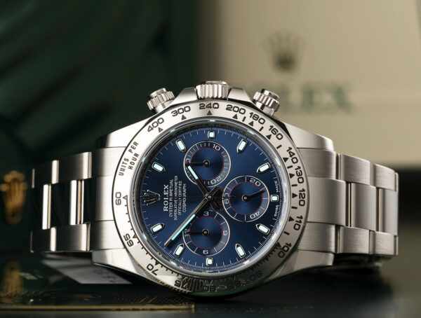 Rolex Cosmograph Daytona Oyster, 40 mm, platinum watch M116506-0002