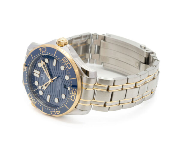 Seamaster Diver 300m Blue yellow gold 42mm 210.20.42.20.03.001